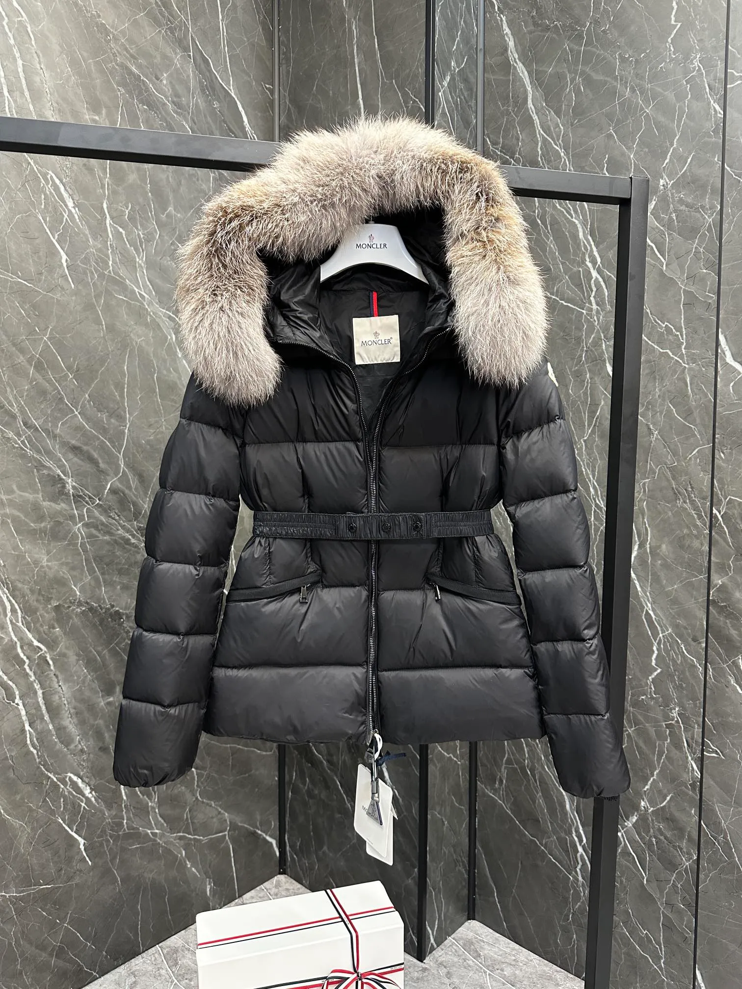 Moncler Boed Boed longue saison ， ， 。 (⚠️ ， ） Boed ， ， 。 longue saison ， 。 • longue saison •Longue saison • • • • ， • ， • Size：1-4